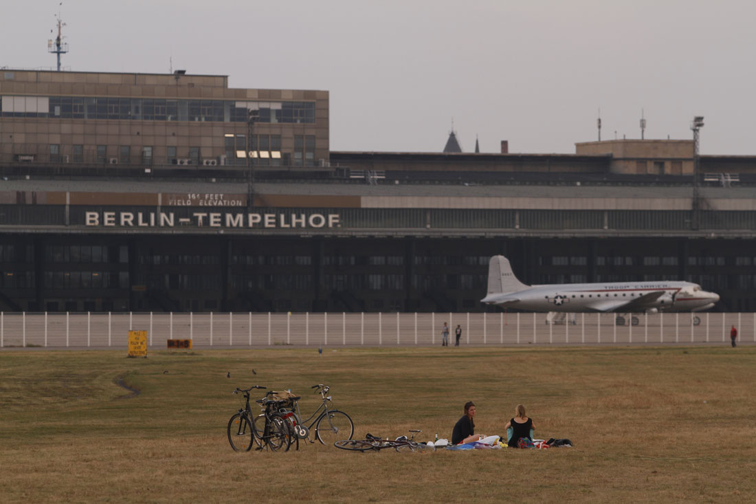 Tempelhofer Park, ancien aéroport, Berlin 2014, Ph. Moctar KANE.