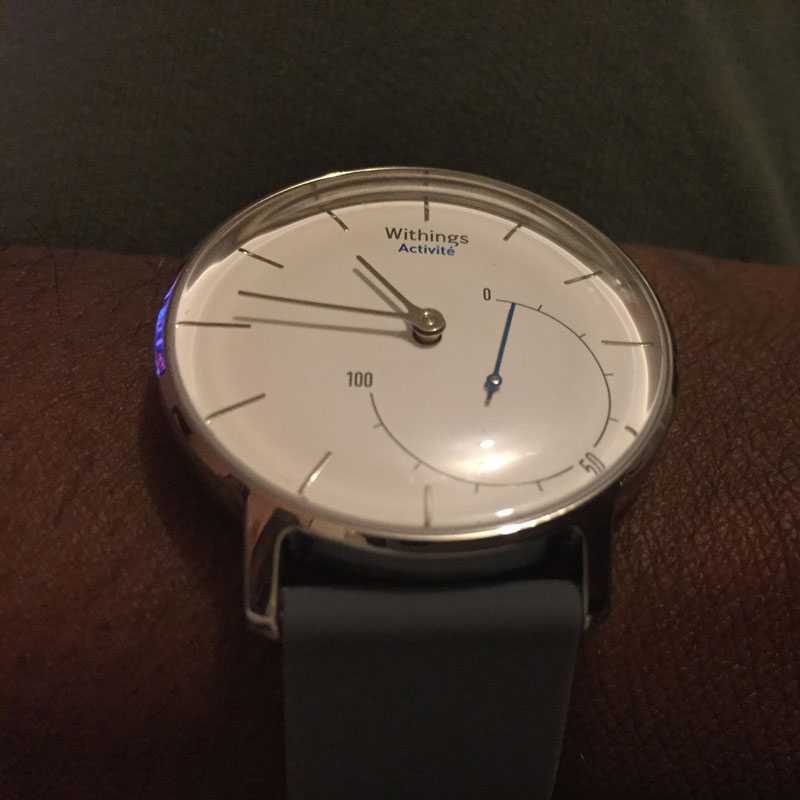 La montre Withings Activité avec son bracelet en silicone, 2015 Ph. Moctar KANE.