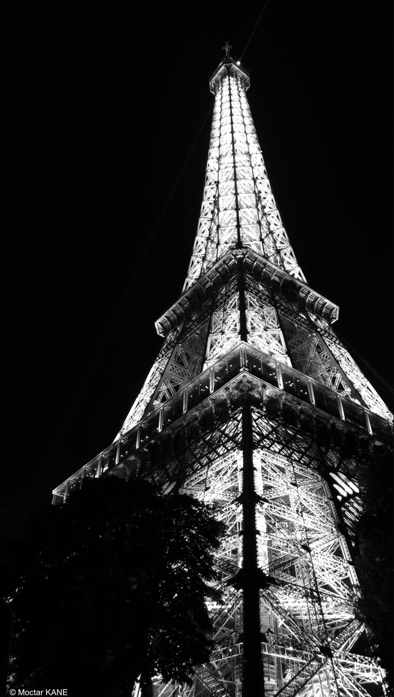 La Tour Eiffel, Paris, 2017, photo prise au smartphone Huawei P10 Plus, Ph. Moctar KANE.