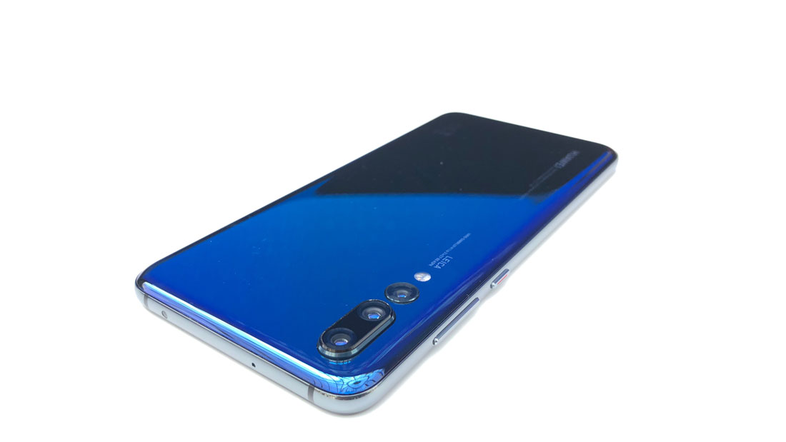 Le smartphone à triple objectif Huawei P20 Pro, 03 2018, Ph. Moctar KANE.