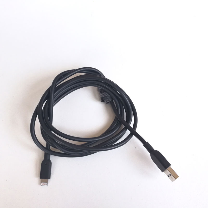 Le câble USB Anker PowerLine II, 2018, Ph. Moctar KANE.