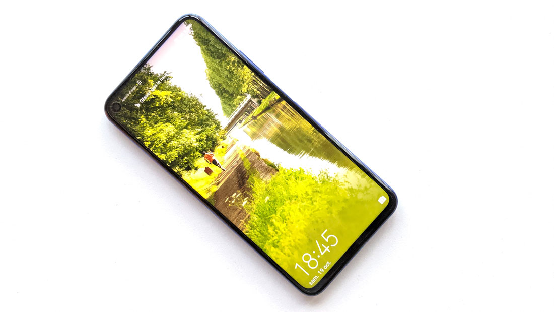 Le smartphone Huawei nova 5T, 2019, Ph. Moctar KANE.