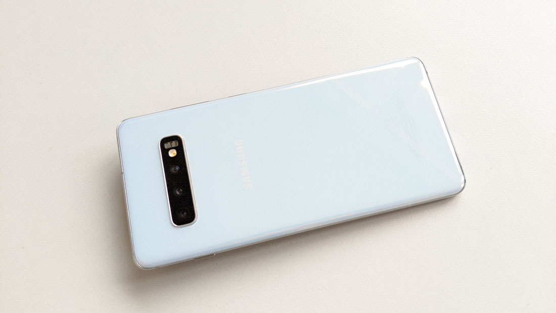 Le smartphone Samsung Galaxy S10+, 2019, Ph. Moctar KANE.