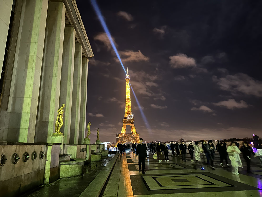 La Tour Eiffel, vue du Trocadéro, Paris, 11 2022, Ph. Moctar KANE.